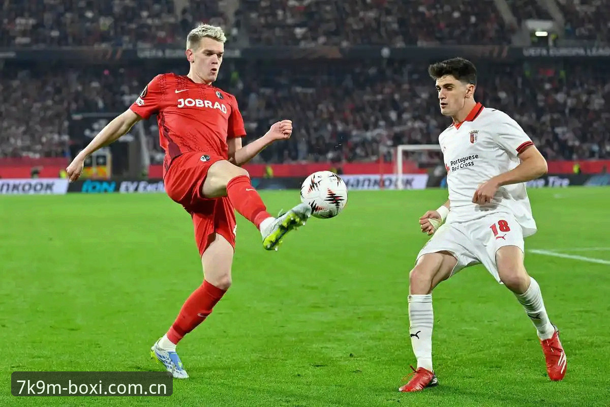 埃梅里vs弗赖堡：维拉3-0欧联封王，谁是真正的战术之王？
